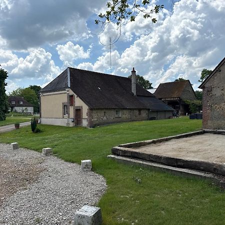 Gite A La Ferme De Sainte Radegonde Lanneray Zewnętrze zdjęcie